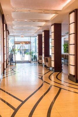 King Suite Near W XYZ Bar CHI 12 Luxury Bookings