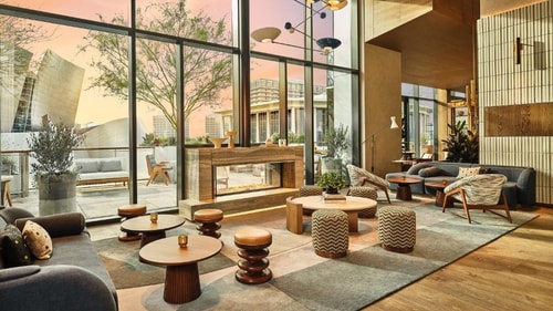 Deluxe King Room Near Walt Disney Concert Hall LA 7 Luxury Bookings