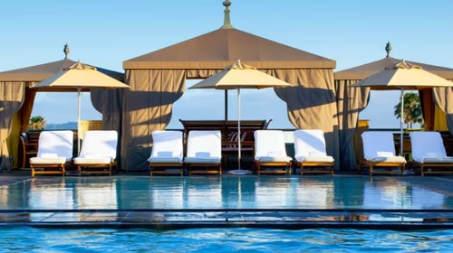 Superior Room Near Premier Roofing Company LA 14 Luxury Bookings