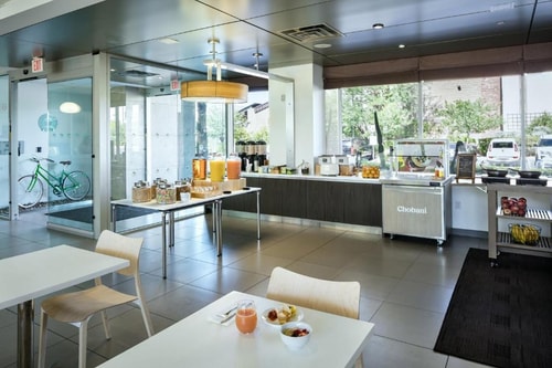 Studio Near Gardens Park LAS 8 Luxury Bookings