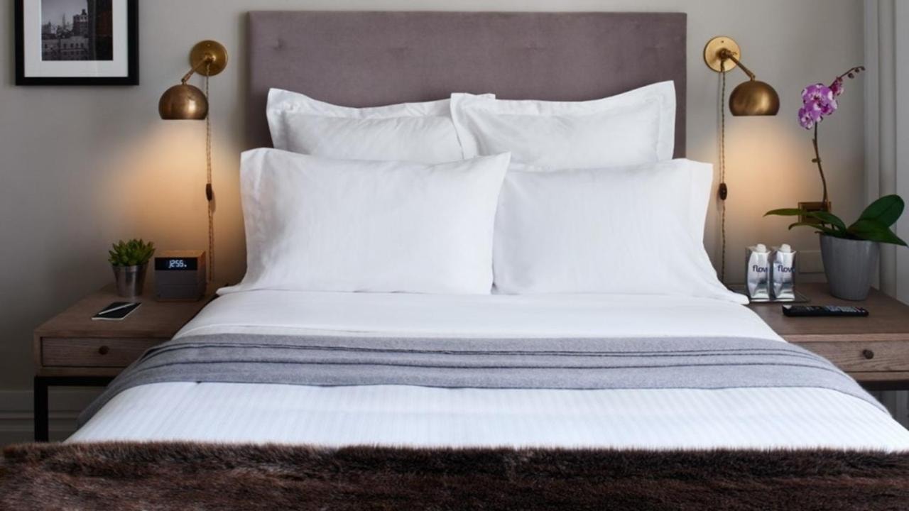 Queen Deluxe Near The Cutting Room NYC Luxury Bookings