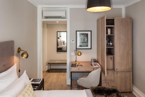 Queen Deluxe Near The Cutting Room NYC 2 Luxury Bookings