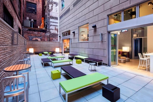 Guest Room Near Fulton Square NYC 12 Luxury Bookings