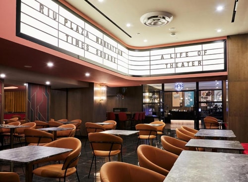 Deluxe King Near Kochi NYC 7 Luxury Bookings