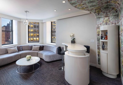 Queen Room Near T-Mobile NYC 8 Luxury Bookings