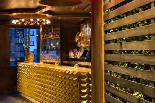 Queen Room Near T-Mobile NYC 10 Luxury Bookings