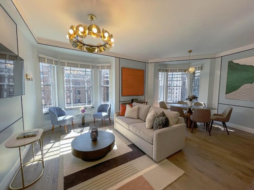 Deluxe Room Near T Mobile NYC 11 Luxury Bookings