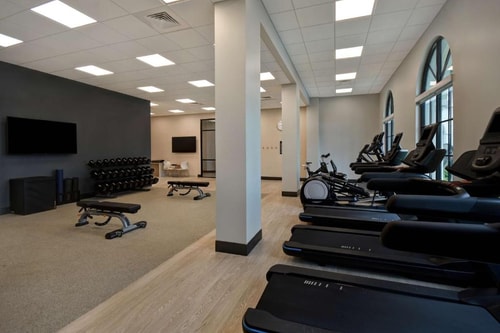 King Studio Suite Near Target ORL 14 Luxury Bookings