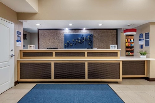 King Room  Near Service Now ORL 4 Luxury Bookings