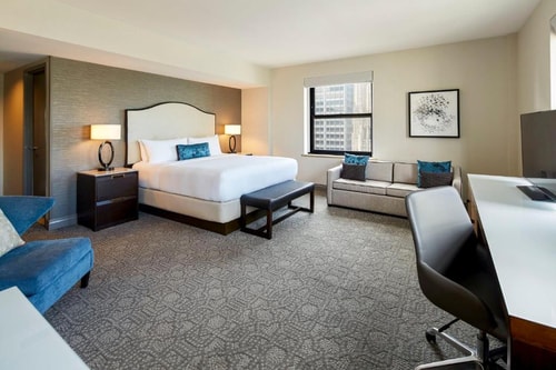 King Room Near Kaplan International Languages CHI 2 Luxury Bookings