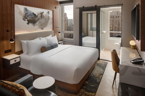 Standard King Room Near La Marchande  NYC Luxury Bookings