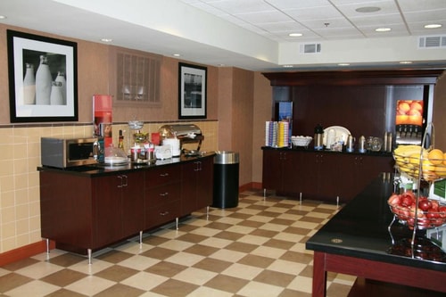 King Room Near Life Storage LAS 6 Luxury Bookings