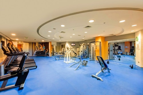 Executive 2 Bedroom Suite City View Near CityMetro 12 Luxury Bookings