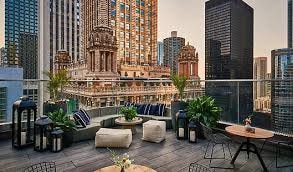 King Room Near Jimmy Johns CHI 11 Luxury Bookings