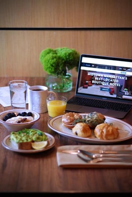 Deluxe Queen Room Near Ambassador Theatre NYC 9 Luxury Bookings