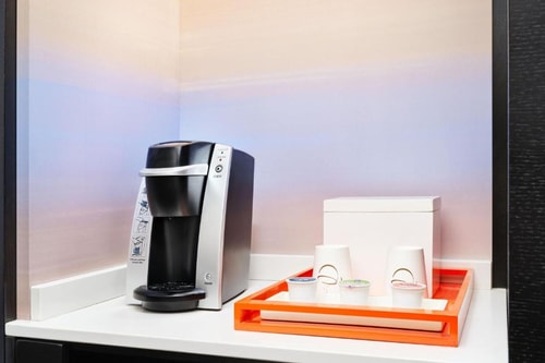 KingRoom Near T Mobile NYC 12 Luxury Bookings