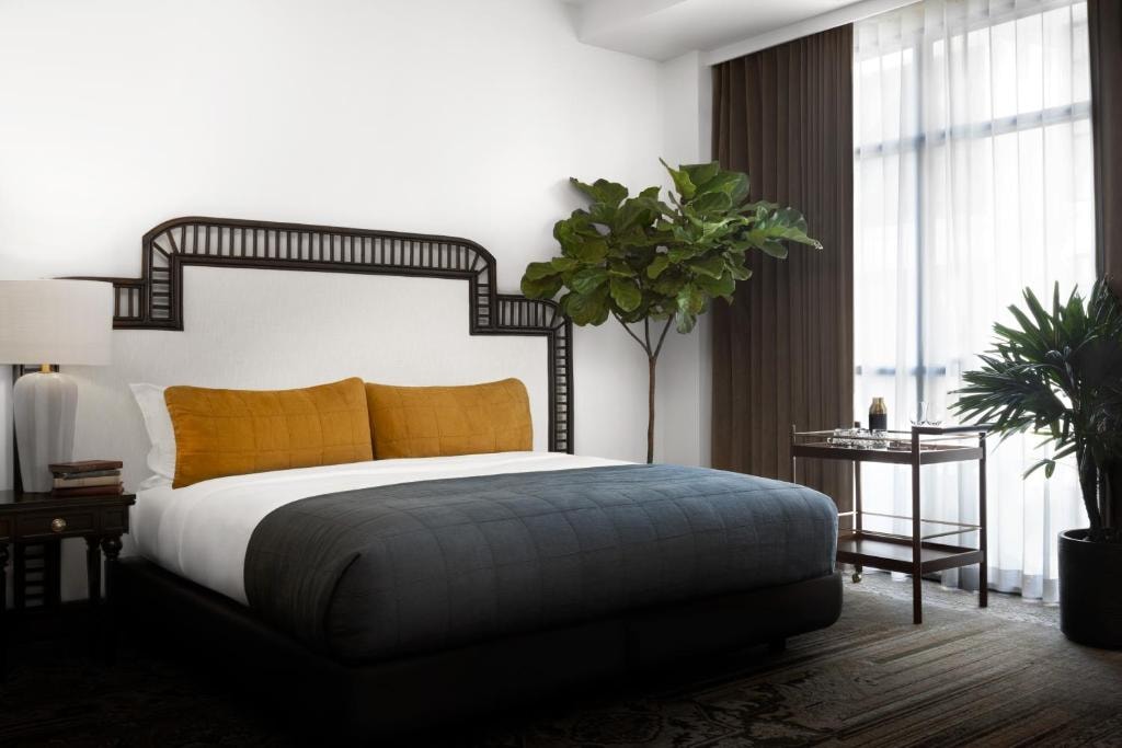 park King Suite Near Hollywood Pantages Theatre LA Luxury Bookings