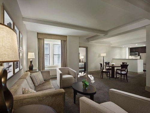 Studio premium Near Pulitzer Fountain NYC 4 Luxury Bookings