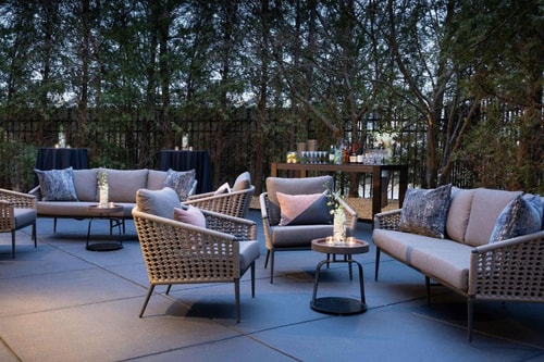 Guest Room Near Atrium Korean Tofu WDC 10 Luxury Bookings