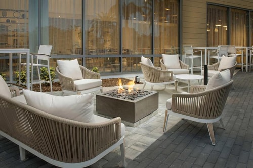 Queen Studio Near Madame Tussauds ORL 10 Luxury Bookings