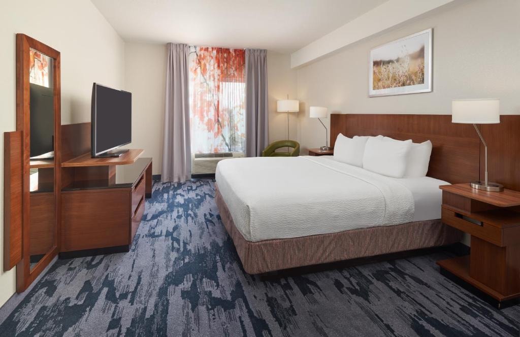 Superior King Room Near ICON Park ORL Luxury Bookings