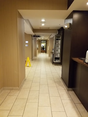 King Room Near UKG Inc ORL 9 Luxury Bookings