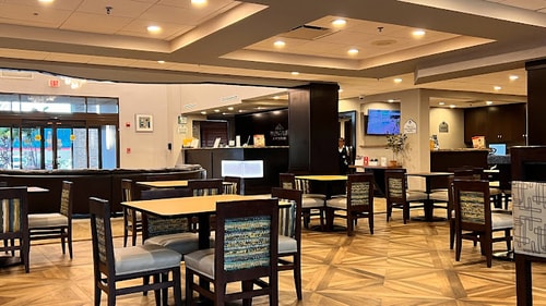 King Room Near Tennis Courts ORL 7 Luxury Bookings