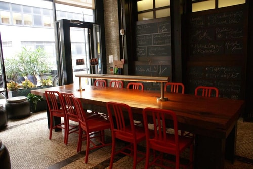 King Room Near Gastro At 35 NYC 8 Luxury Bookings