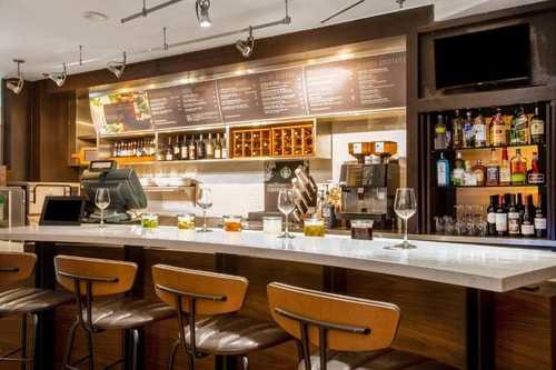 King Room Near UKG Inc ORL 10 Luxury Bookings