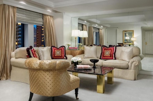 Deluxe King Room Near Mama Halal Food NYC 6 Luxury Bookings