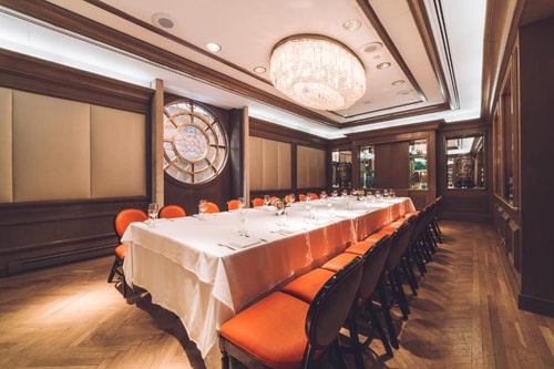 Deluxe King Room Near Mama Halal Food NYC 11 Luxury Bookings