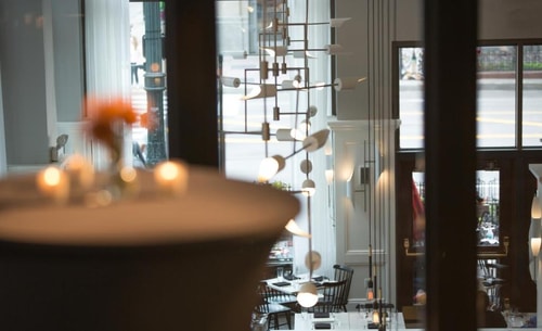 Deluxe Room Near Global Citizenship school CHI 8 Luxury Bookings