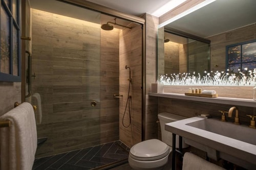 Guest Room,1 King Near Lulla NYC 3 Luxury Bookings