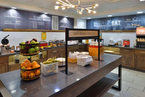 King Studio Suite Near Baseball Park LAS 8 Luxury Bookings