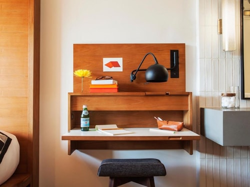 Queen Room Near lindens NYC 5 Luxury Bookings