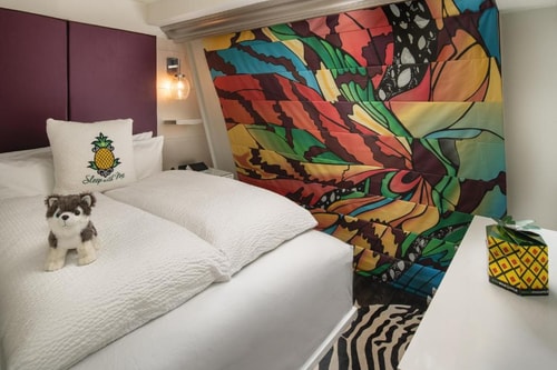 Persona Queen Near Cuco de Frutos Gallery NYC 1 Luxury Bookings