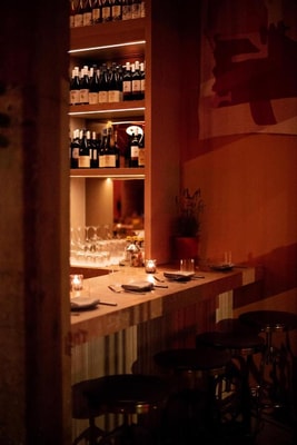 Superior Queen Room Near Capricious NYC 11 Luxury Bookings