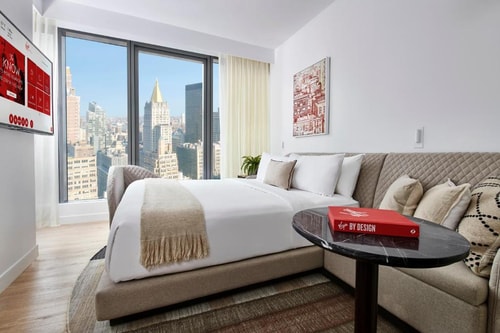 Deluxe King Room Near Oscar Wilde NYC Luxury Bookings