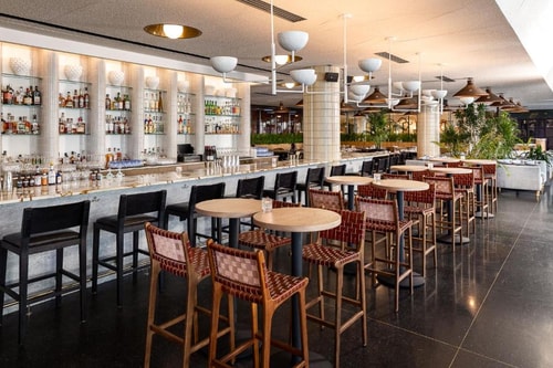 Standard King Room Near Rooftop Cinema Club CHI 9 Luxury Bookings
