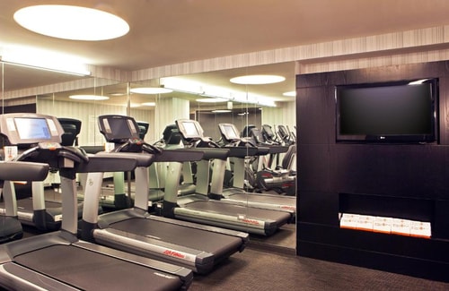 Queen Studio Near T Mobile NYC 14 Luxury Bookings