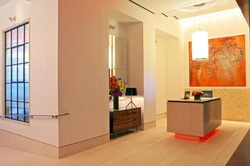 Queen Studio Near T Mobile NYC 3 Luxury Bookings