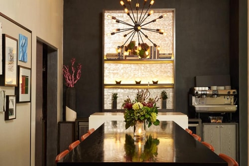 Queen Studio Near T Mobile NYC 10 Luxury Bookings