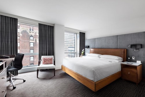 Queen Studio Near T Mobile NYC 1 Luxury Bookings