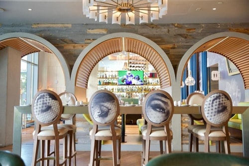 Junior Suite Near Metropolis Los Angeles LA 8 Luxury Bookings