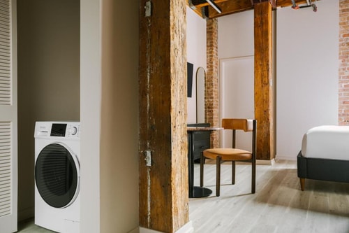 One Bedroom Apartment Near One Body CHI 8 Luxury Bookings