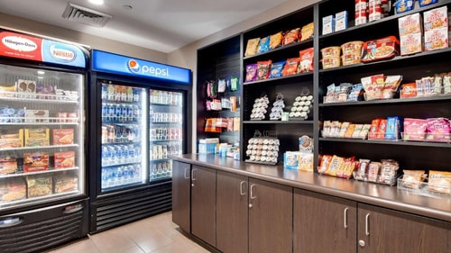 King Room Near Christensen Dental LAS 11 Luxury Bookings