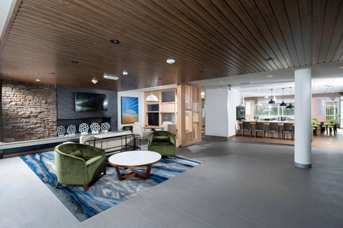 Guest Room Near Texaco LAS 6 Luxury Bookings