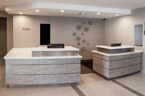 Queen Studio Near National Car Rental LAS 5 Luxury Bookings