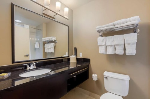 King Suite Near Curtiss Mansion MIA 7 Luxury Bookings