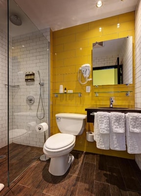 Standard Queen Room Near Thai Diner NYC 1 Luxury Bookings